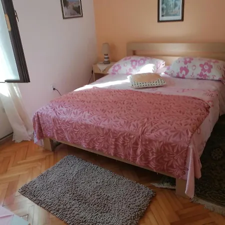 Apartment Vranjes